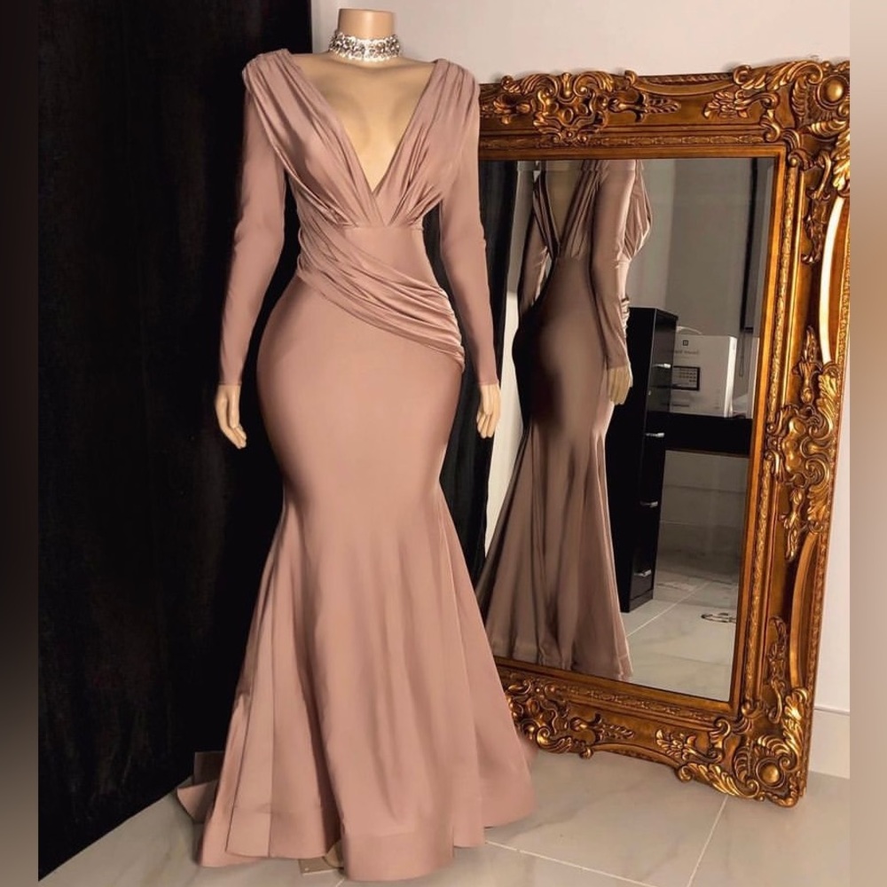 Lynira’s Carly Rose Gown